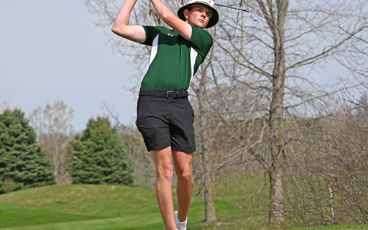student athlete golf Spencer Denney